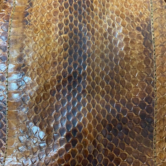 The Bolan Too classic Snake skin purse - Picture 6 of 9